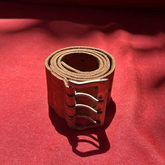 Abercrombie and Fitch Genuine Leather Belt size small - made in England - Picture 1 of 5